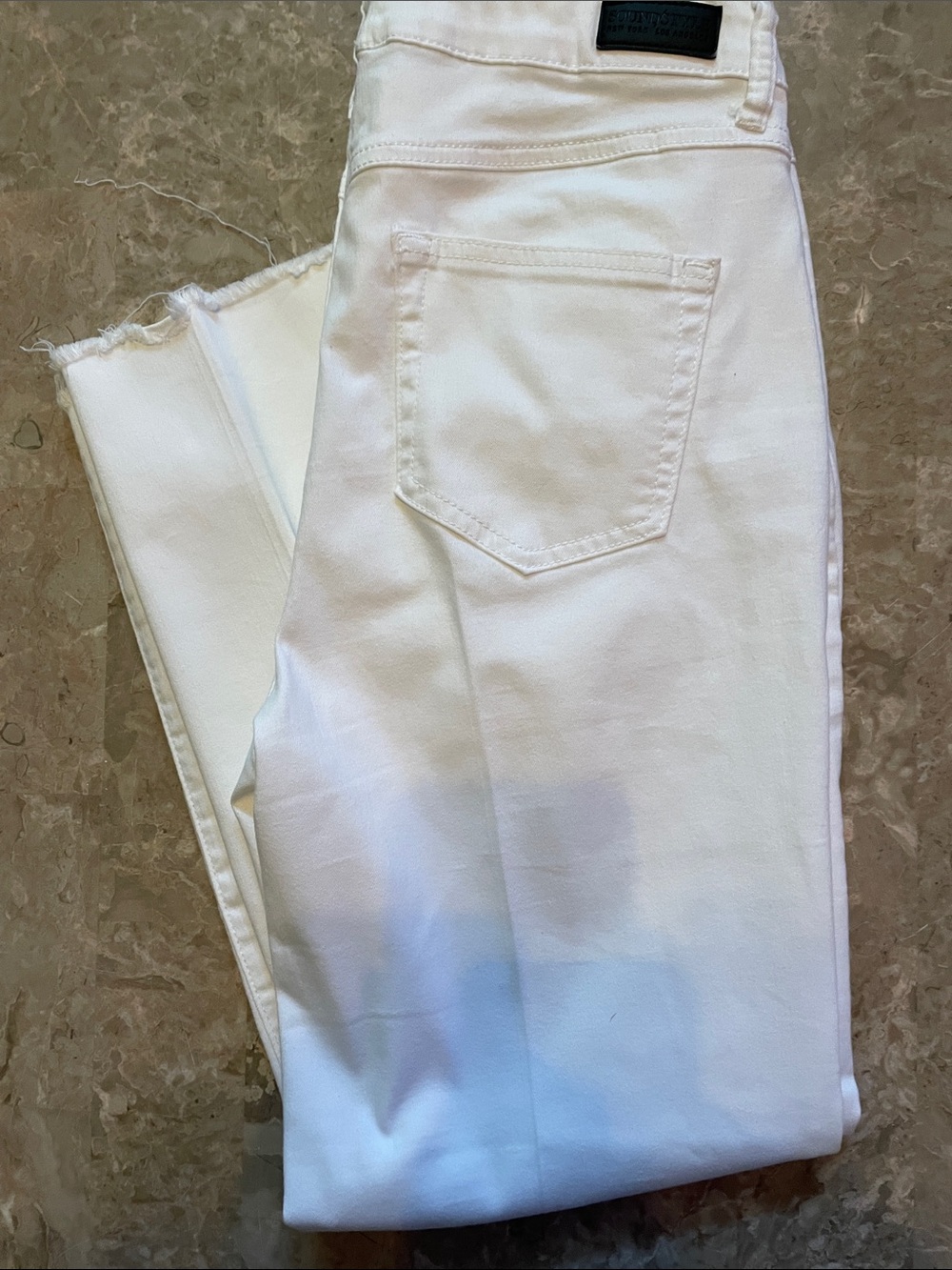 Women’s White Cropped Ankle Jeans - Sleek High-Rise Fit